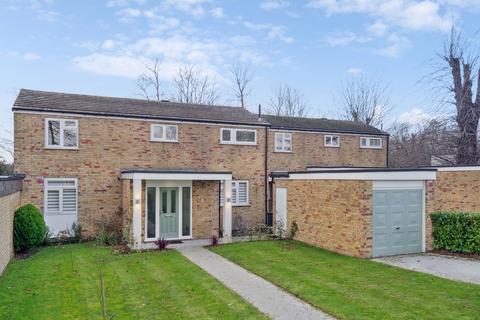 4 Dupre Crescent, Wilton Park, Beaconsfield, HP9 2RW