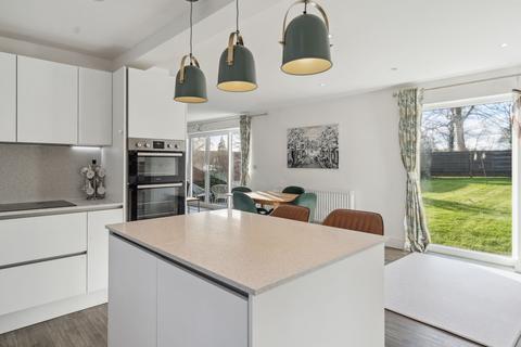 4 Dupre Crescent, Wilton Park, Beaconsfield, HP9 2RW