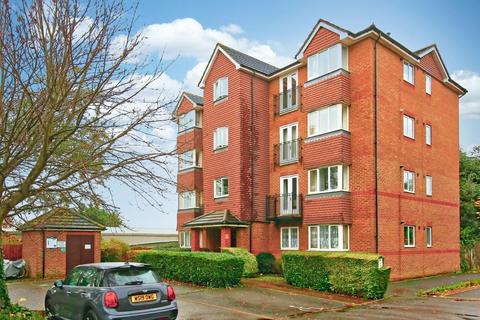 2 bedroom flat for sale, Jemmett Close, Kingston Upon Thames