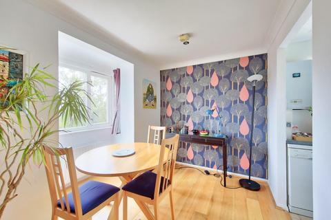 53 Jemmett Close, Kingston Upon Thames, KT2 7AJ