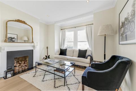 3 bedroom flat for sale, Kingsway, East Sheen, SW14