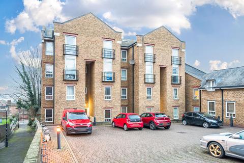 2 bedroom apartment for sale, Pleasant Row, Gillingham ME7