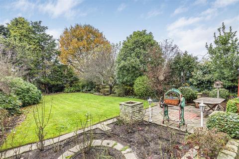 5 bedroom detached house for sale, Berwyn Road, Richmond, TW10