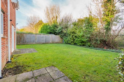 1 bedroom ground floor flat for sale, Meadow Bank Close, Amersham