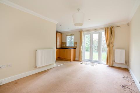 1 bedroom ground floor flat for sale, Meadow Bank Close, Amersham