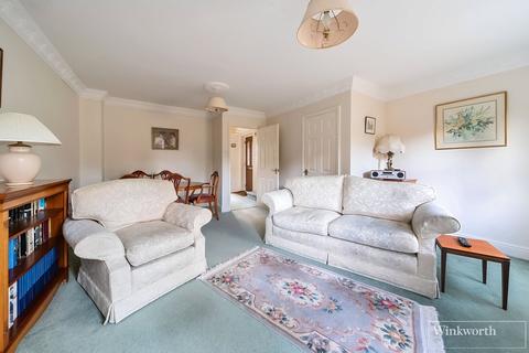 3 bedroom end of terrace house for sale, Yaverland Drive, Bagshot, Surrey, GU19