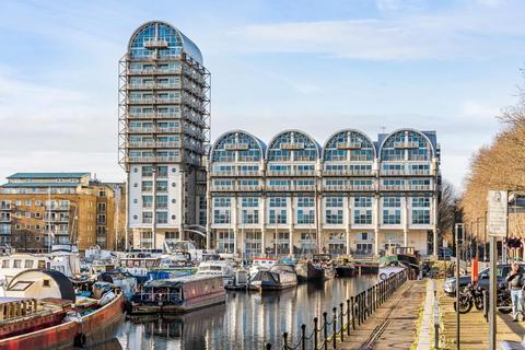 2 bedroom flat for sale, Sweden Gate, Surrey Quays