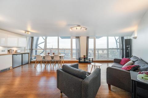 2 bedroom flat for sale, Sweden Gate, Surrey Quays