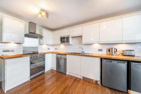 2 bedroom flat for sale, Sweden Gate, Surrey Quays