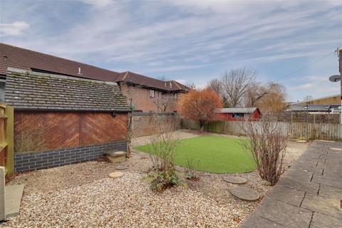 3 bedroom detached bungalow for sale, Orchard Place, Stonehouse