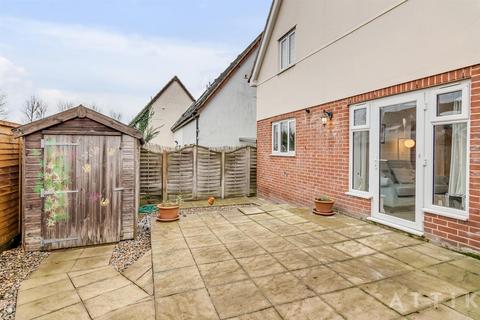 2 bedroom detached house for sale, Dukes Drive, Halesworth