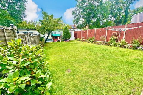44 Redhill Drive, Edgware, HA8 5JN