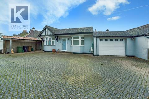 3 bedroom detached bungalow for sale, Salisbury Road, Worcester Park, KT4