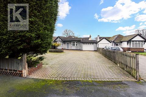 1 Salisbury Road, Worcester Park, KT4 7DF