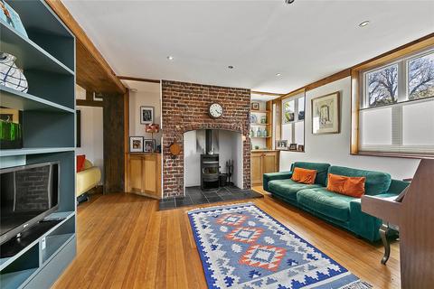 4 bedroom end of terrace house for sale, High Street, Teddington