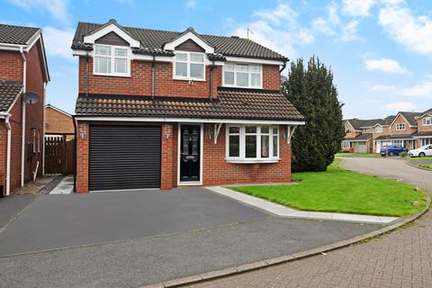 4 bedroom detached house for sale, Leven Avenue, Winsford