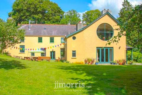 9 bedroom property with land for sale, Tanygroes (Near Aberporth & Tresaith), Cardigan