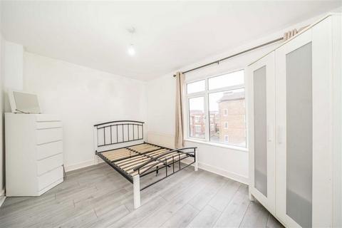 1 bedroom flat to rent, Kingsland Road, London E2