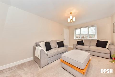 3 bedroom detached house for sale, Brook Rise, Churwell, Morley, Leeds