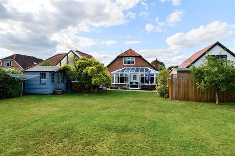 Twitchell Lane, Aston Clinton, Aylesbury