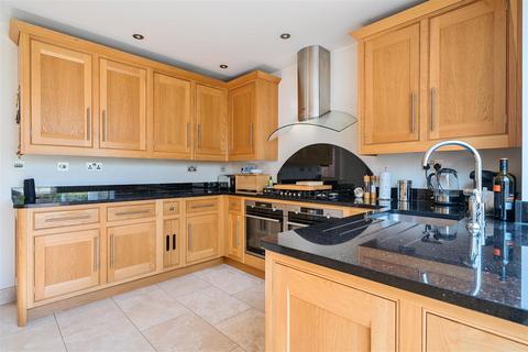 4 bedroom detached house for sale, Twitchell Lane, Aston Clinton, Aylesbury