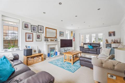 4 bedroom detached house for sale, Windmill Lane, Bushey Heath,