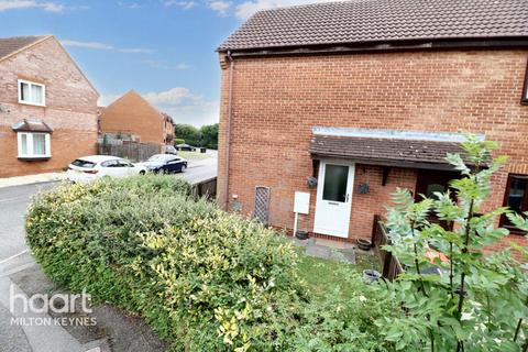 2 bedroom end of terrace house for sale, Bergamot Gardens, Walnut Tree