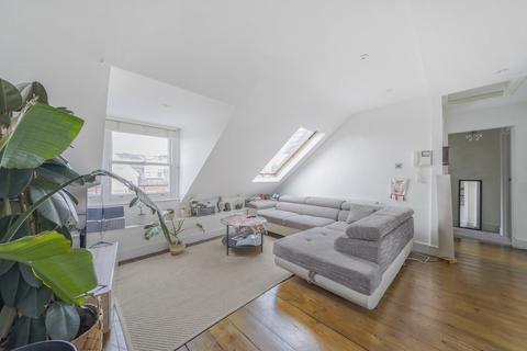 Flat E, 17 Marriott Road, Barnet, EN5 4NJ