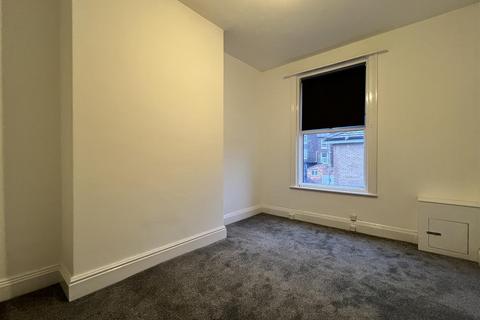 1 bedroom flat for sale, Victoria Road, Scarborough