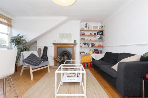 1 bedroom flat for sale, Green Lanes, Islington N16