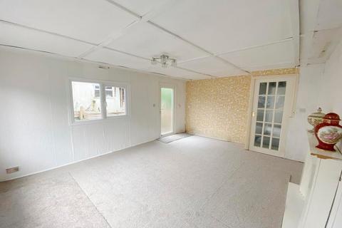 2 bedroom park home for sale, Wheatplot Park Homes, Bournemouth, Dorset