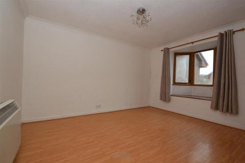 2 bedroom flat for sale, RYDE