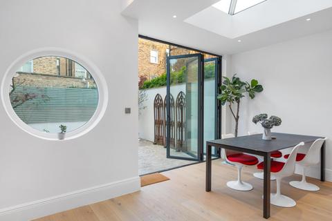 5 bedroom terraced house for sale, Chesilton Road, London, SW6