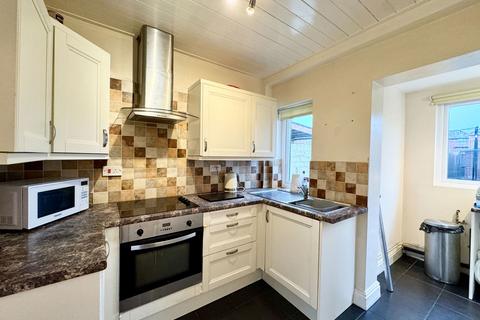 3 bedroom semi-detached house for sale, Gobowen Road, Oswestry SY11