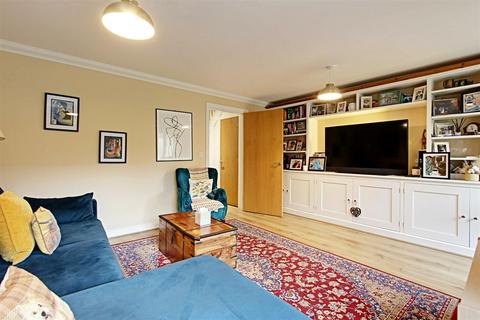 32 Reson Way, Hemel Hempstead, HP1 1NU