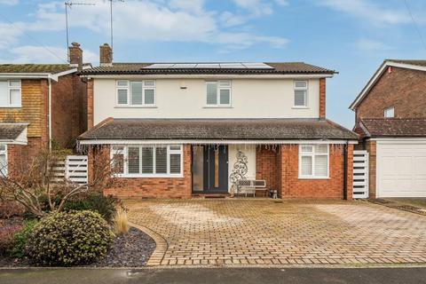 5 bedroom detached house for sale, Grangewood, Potters Bar EN6