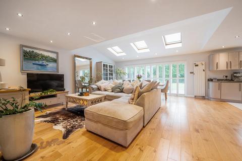 5 bedroom detached house for sale, Grangewood, Potters Bar EN6