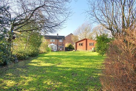 3 bedroom semi-detached house for sale, Summerhouse Way, Abbots Langley