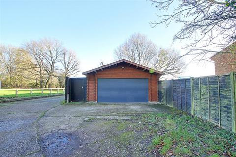 3 bedroom semi-detached house for sale, Summerhouse Way, Abbots Langley