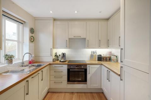 1 bedroom flat for sale, Brompton Park Crescent, London, SW6