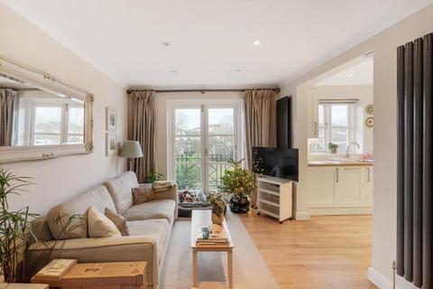 1 bedroom flat for sale, Brompton Park Crescent, London, SW6