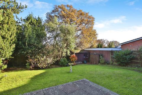 3 bedroom detached house for sale, Newtown Road, Warsash, Southampton