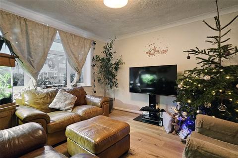 3 bedroom end of terrace house for sale, Bewley Road, Angmering, Littlehampton, West Sussex