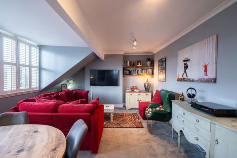 Flat 7, Audley Lodge, 19 Audley Park Road, Bath, BA1 2XJ