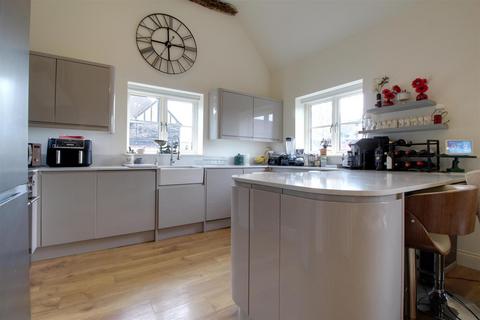 3 bedroom detached house for sale, New Hall Mews, Bovingdon