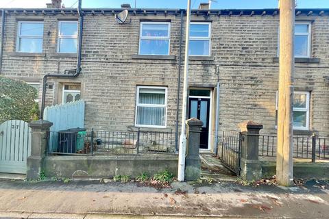 3 bedroom terraced house for sale, Miry Lane, Thongsbridge, Holmfirth, HD9 7SB