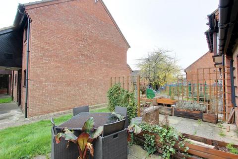 1 bedroom house for sale, Bushells Wharf, Tring