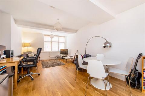 2 bedroom apartment for sale, Curtain Road, London, EC2A