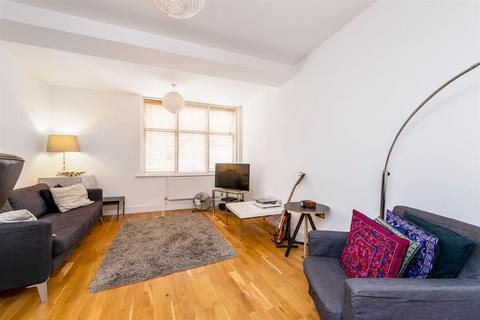 2 bedroom apartment for sale, Curtain Road, London, EC2A