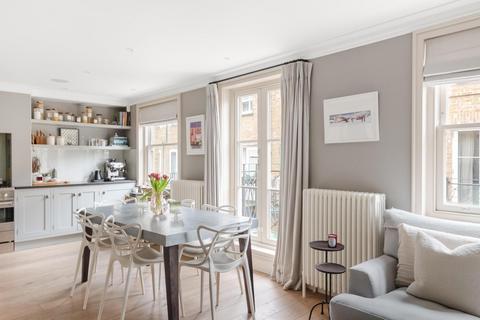 3 bedroom terraced house for sale, Walham Yard, London, SW6